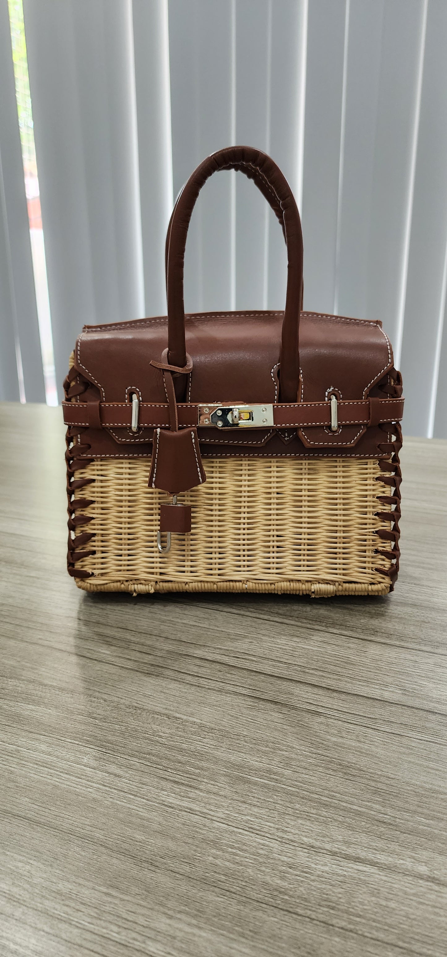 CLEARANCE SALE ! Brown genuine leather - Handmade wicker bag, Small size (25cm)