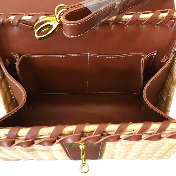 Brown genuine leather (GOLD HARDWARE) - Handmade wicker bag, Medium size (31cm)