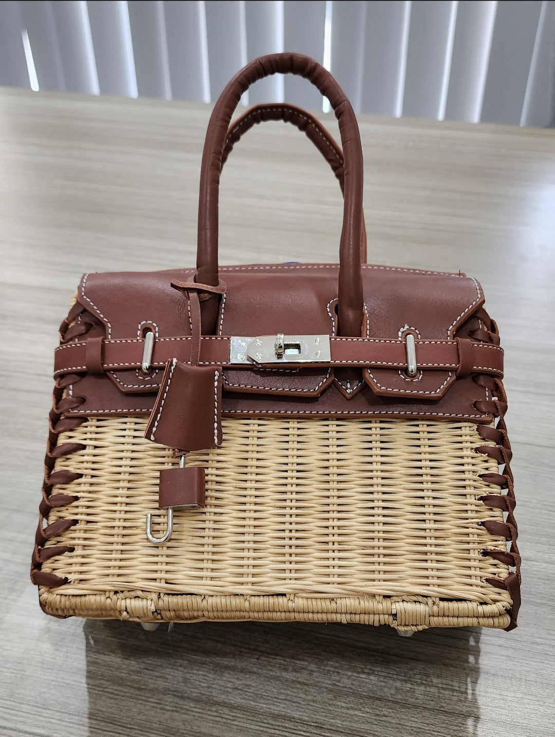 CLEARANCE SALE ! Brown genuine leather - Handmade wicker bag, Small size (25cm)