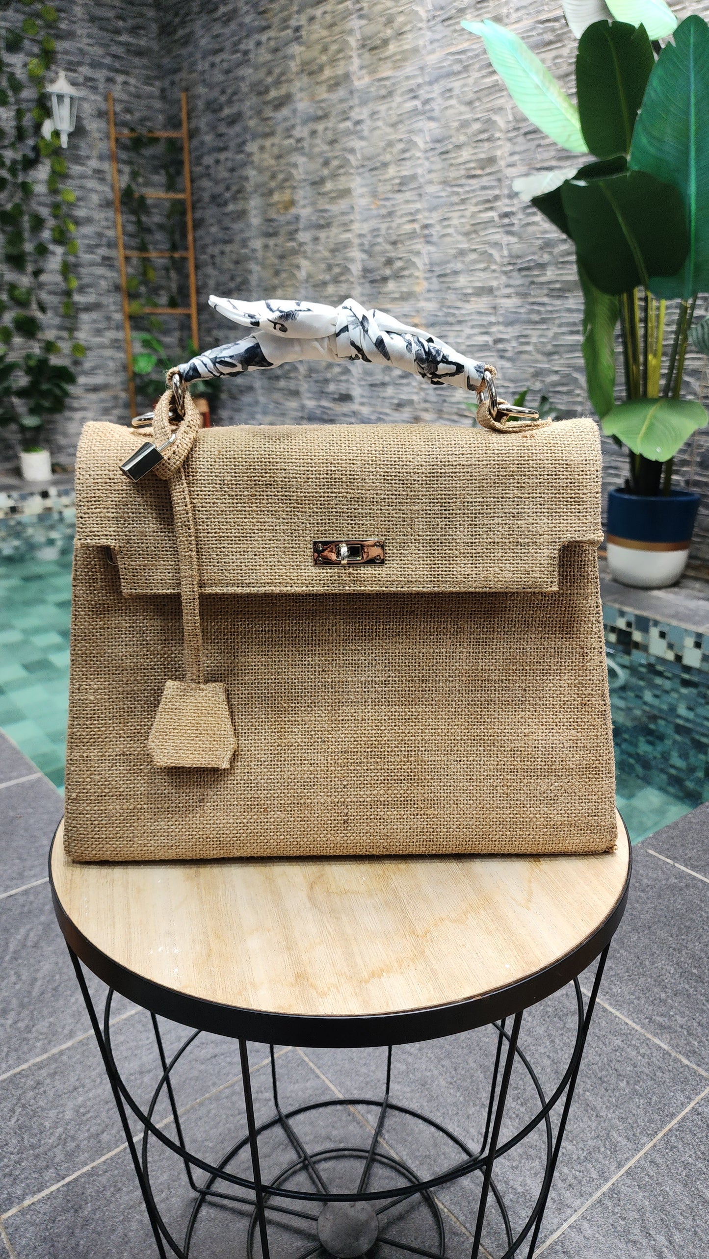 Handmade burlap / jute bag, Medium size (35cm)_style 1 - Silver
