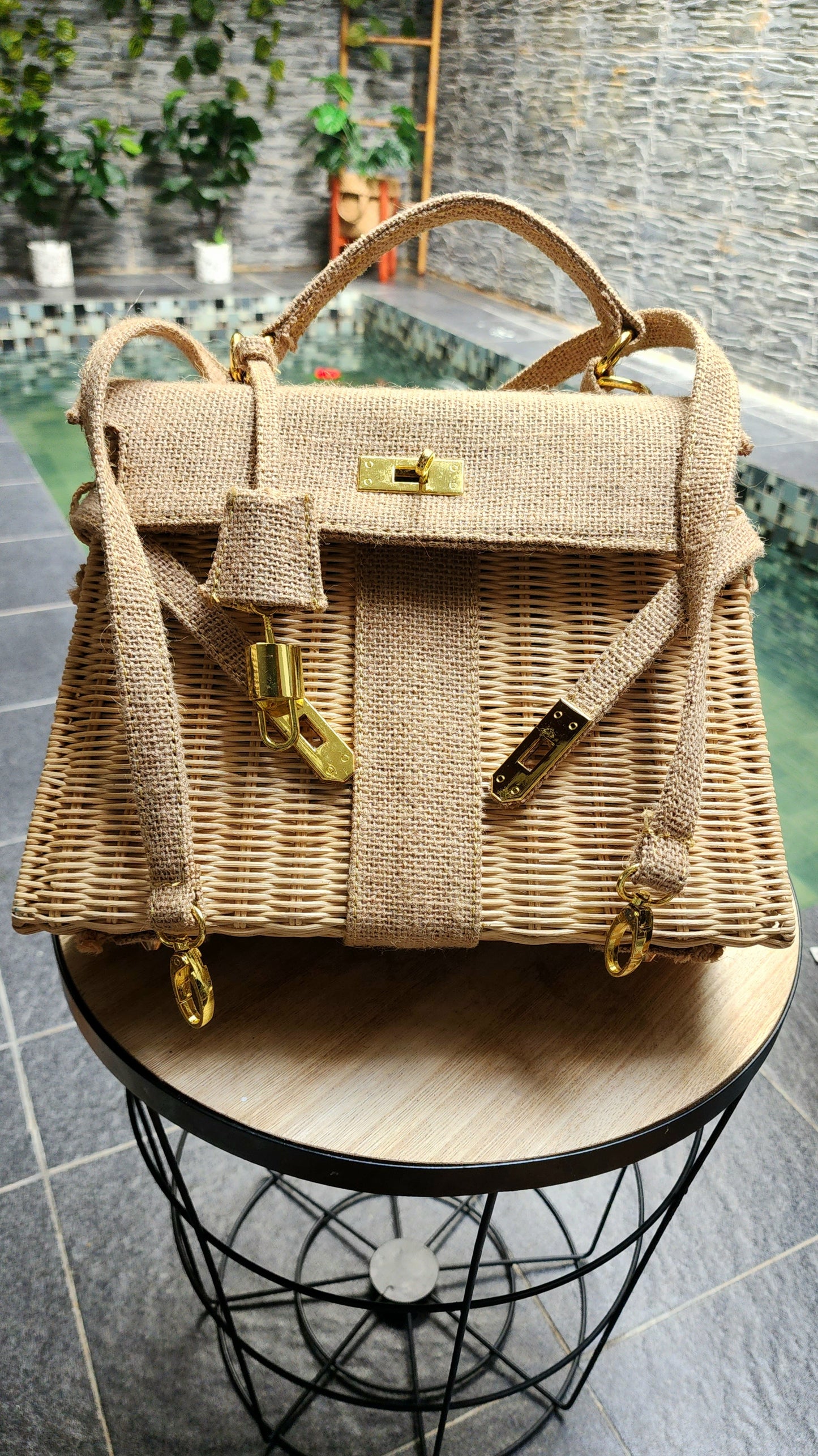 Jute vs wicker handmade bag, Medium size (31cm)