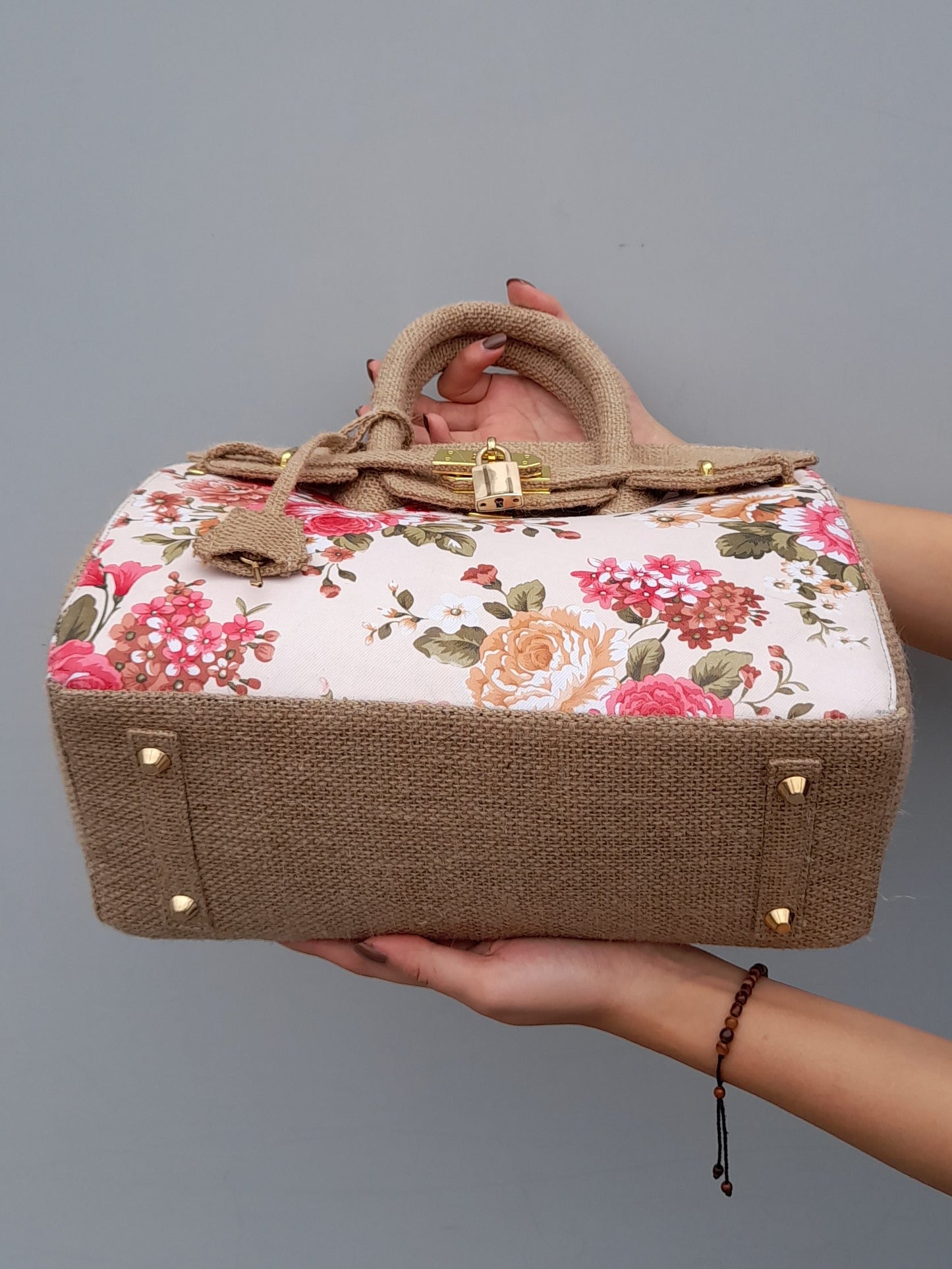 Handmade burlap / jute bag, Medium size (30cm)_style 11