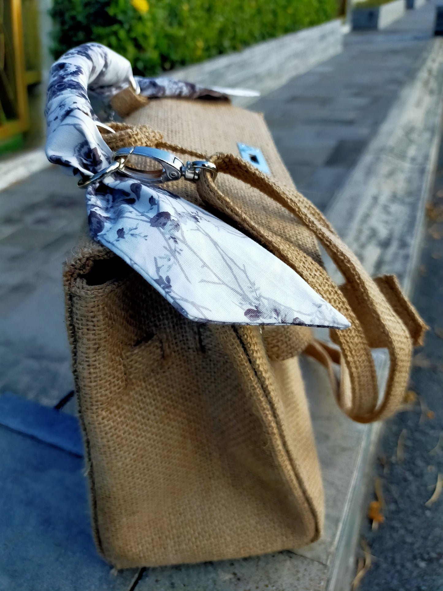 Handmade burlap / jute bag, Small size (25cm)_style 2