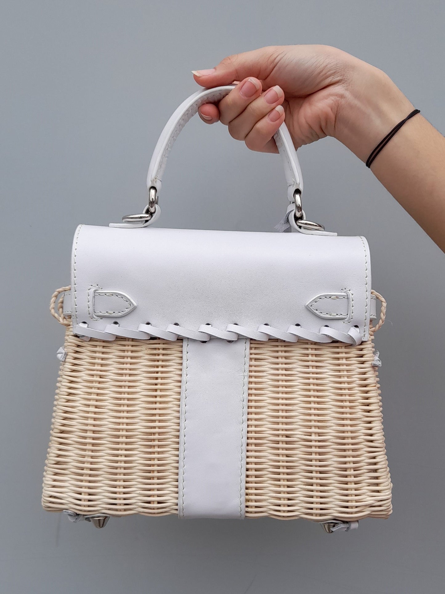 White genuine leather - Handmade wicker bag, Small size (25cm)